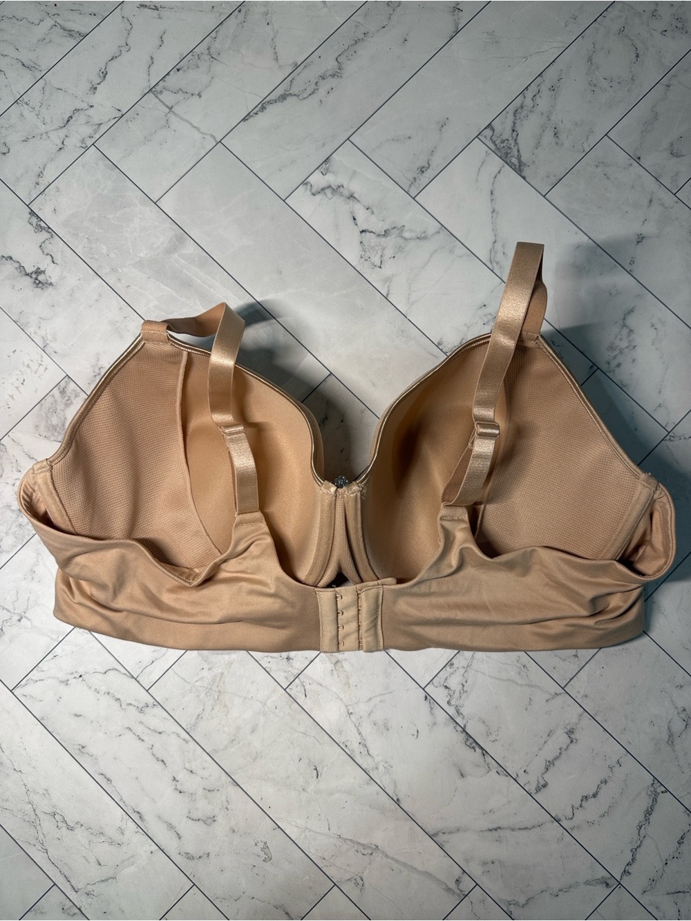 Breezies Featherlite Breathable Underwire T-Shirt Bra 46C - Picture 2 of 7